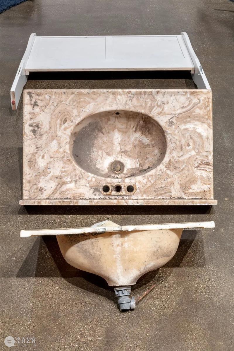 同行/于身体其上，于身体其外  | Ser Serpas 视频资讯 徐震XuZhen Serpas 身体 同行 美国加利福尼亚州 洛杉矶 日内瓦 生活 工作 雕塑 素描 崇真艺客