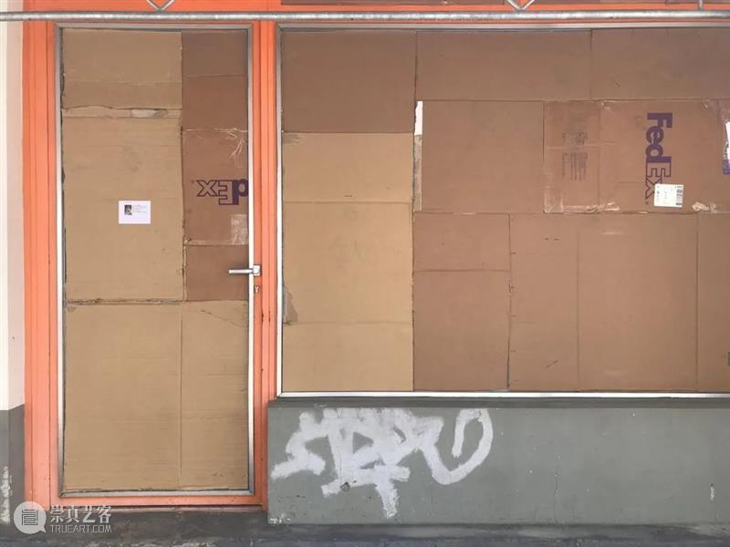 同行/于身体其上，于身体其外  | Ser Serpas 视频资讯 徐震XuZhen Serpas 身体 同行 美国加利福尼亚州 洛杉矶 日内瓦 生活 工作 雕塑 素描 崇真艺客