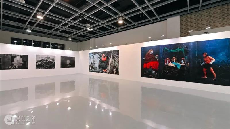 【2021发现奖】拍摄就像戏剧的排演,用置景摄影戏拟中国民间故事 中国 民间 故事 戏剧 集美 阿尔勒 单元 策展人 才华 华人 崇真艺客