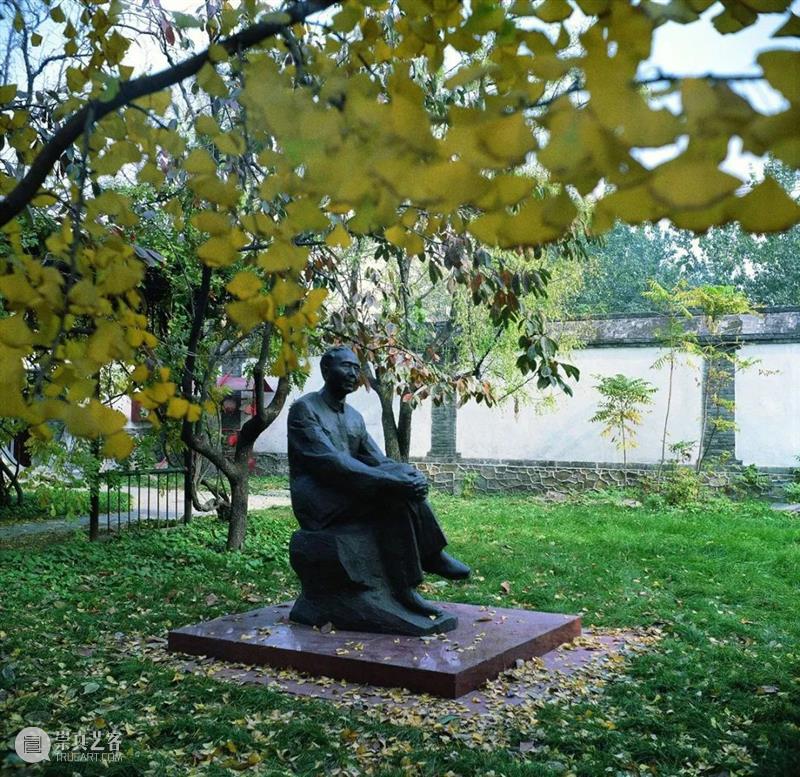 殷双喜:人性的光辉 ——司徒兆光的雕塑艺术 雕塑 司徒兆光 艺术 人性 殷双喜 光辉 校园 疫情 要求 美术馆 崇真艺客