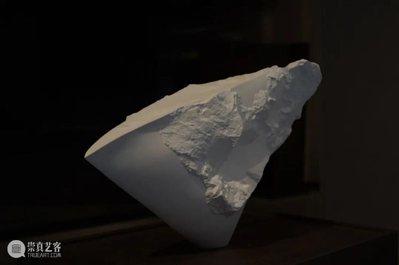 展讯丨瞬息中永恒:孙尧 x 吴昊宇双个展 璞素 孙尧 吴昊宇 瞬息 展讯 双个展 激情 视觉 可能 个展 2021.12 崇真艺客