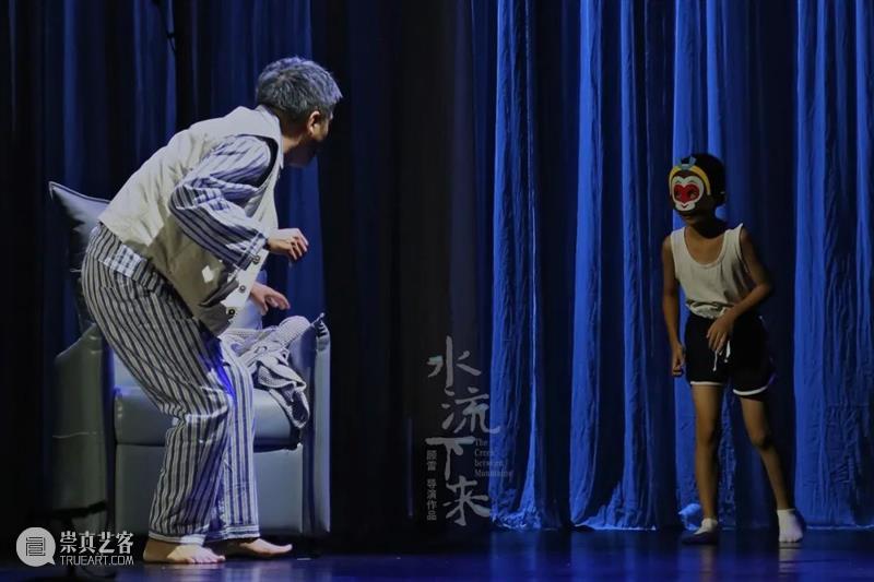 这里有一份当下典型父子关系实录请查收 | 顾雷导演作品《水流下来》 顾雷 导演 作品 水流下来 父子关系 实录 当下 水流 时间 地点 崇真艺客