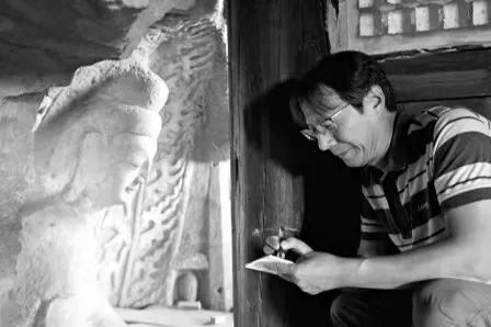 流失海外的云冈造像 崇真艺客