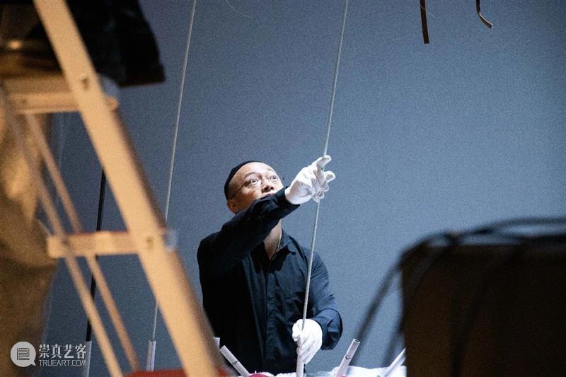 即将展出 ｜ 徒歌：SRS 松鸣岩 SRS 松鸣岩 徒歌 布展 花絮 视频 丝路歌集 文化 领域 媒介 崇真艺客