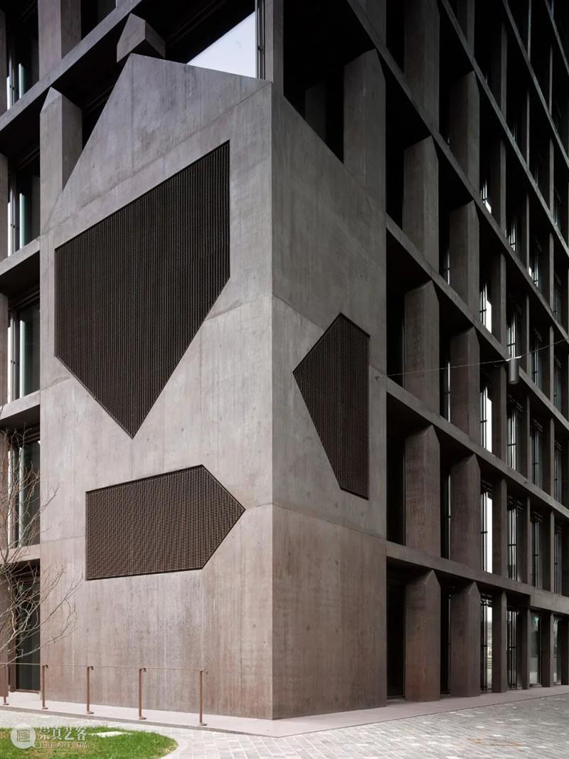 Valerio Olgiati 新作：平面与立面呼应，Baloise 保险公司办公楼 平面 立面 新作 Baloise 保险公司 办公楼 立面图 Princen 建筑 方正 崇真艺客