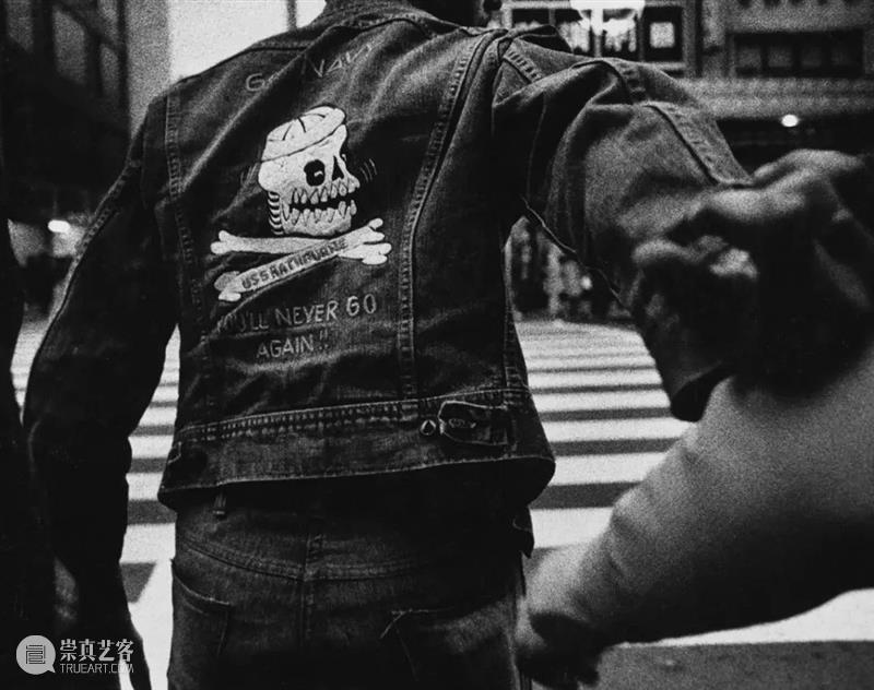 对时间探索的演变，对摄影的矛盾心理，石内都如何在一个由男性主导的领域中生存？ 石内都 时间 矛盾 心理 男性 领域 阳子 日本 摄影师 Miyako 崇真艺客