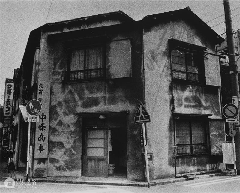 对时间探索的演变，对摄影的矛盾心理，石内都如何在一个由男性主导的领域中生存？ 石内都 时间 矛盾 心理 男性 领域 阳子 日本 摄影师 Miyako 崇真艺客