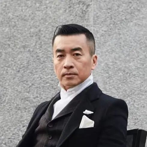 CAFAM直播｜蔡志松：回忆与司徒先生的二十八年师生过往 CAFAM 蔡志松 司徒 先生 师生 过往 快手 中央美术学院美术馆 官方 账号 崇真艺客