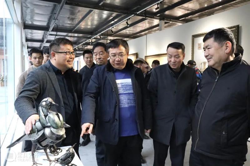 共生——西部民族美术双年展在西南民族大学美术馆开幕 民族 西部 美术 双年展 西南民族大学美术馆 中国西部 地域 文化 长期 中华民族 崇真艺客