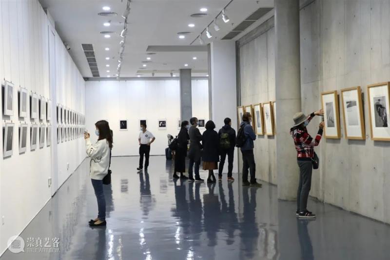 “第四届深圳国际摄影周”在罗湖美术馆开幕 深圳国际 罗湖 美术馆 深圳市 文化 广电 体育局 深圳市文学艺术界联合会 罗湖区人民政府 罗湖区委宣传部 崇真艺客