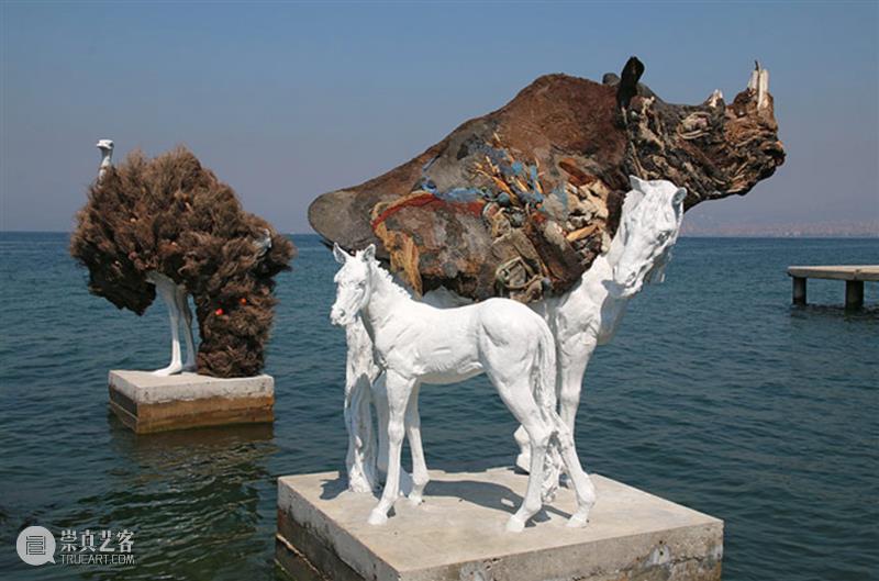 同行/从零认识世界 | Adrián Villar Rojas 博文精选 同行 Adrián Rojas 同行 世界 阿根廷 雕塑家 作品 人类 世界末日 概念 崇真艺客