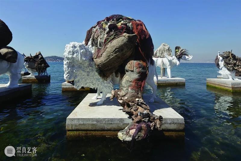 同行/从零认识世界 | Adrián Villar Rojas 博文精选 同行 Adrián Rojas 同行 世界 阿根廷 雕塑家 作品 人类 世界末日 概念 崇真艺客