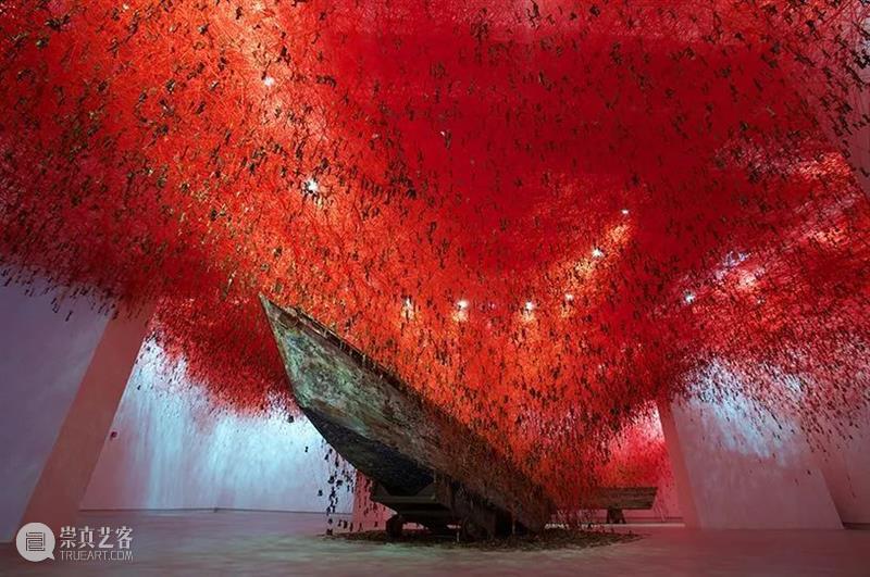 盐田千春 Chiharu Shiota：颤动的灵魂 | AMNUA艺术家 盐田千春 Shiota 艺术家 灵魂 AMNUA 线条 时间 空间 宇宙 日本 崇真艺客