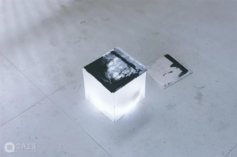A4驻留|触目艺术小组:“触觉照片”的跨媒介实验 触目 艺术 小组 触觉 媒介 照片 实验 触觉照片 期间 之间 崇真艺客