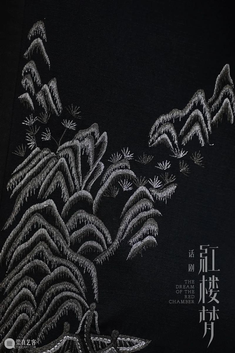 上海初雪之际，话剧《红楼梦》改版再归 话剧 红楼梦 上海 初雪 名著 古今 宿命 全本 红楼 百态 崇真艺客