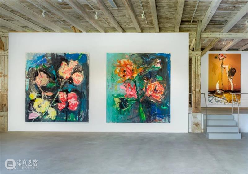 展览现场｜豪尔赫·加林多（Jorge Galindo）@ 霍尔艺术基金会｜AR艺术家 艺术家 霍尔艺术基金会 现场 豪尔赫·加林多 豪尔赫 加林多 佩德罗·阿莫多瓦 花瓶 菊花 布面 崇真艺客