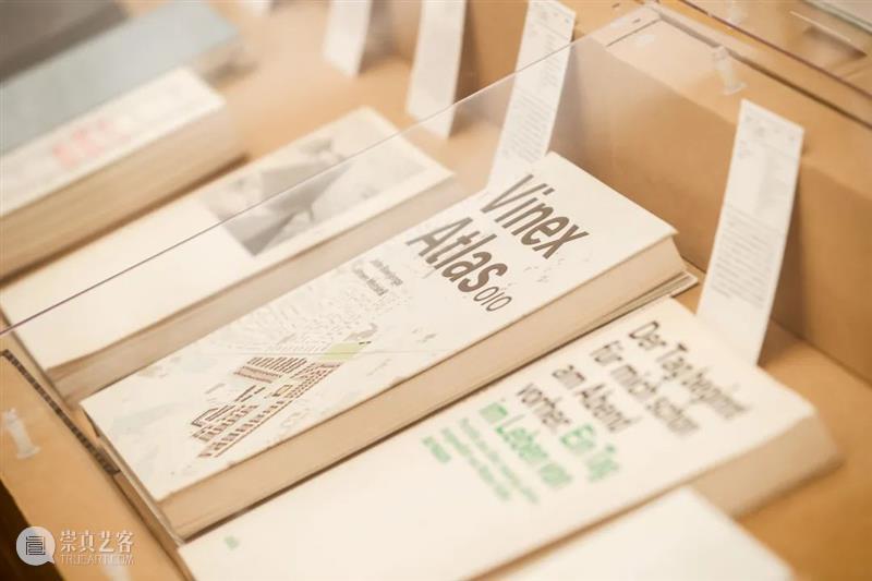 从“十竹斋笺谱”到“世界最美的书”，5个特展陪你跨年 特展 世界 十竹斋笺谱 嘉德国际 艺术 图书 藏书 文化 特展区 二维码 崇真艺客