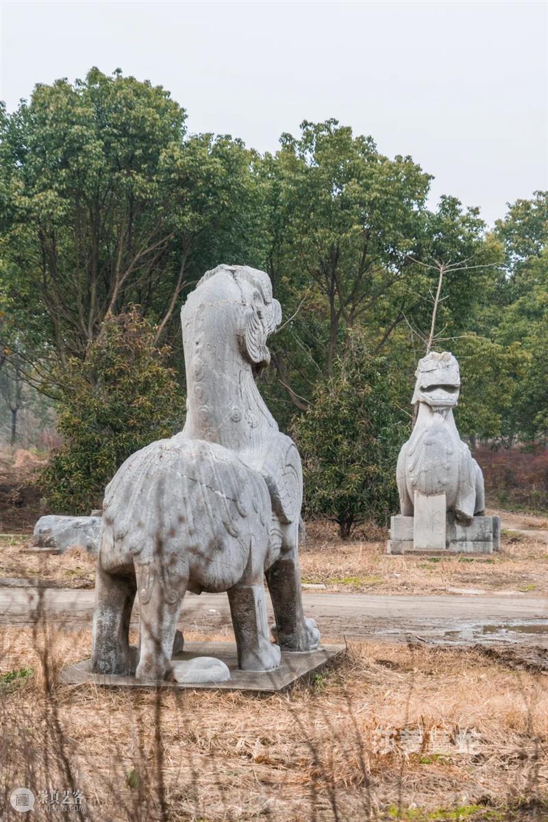 莎萝蔓蛇:《梁文帝萧顺之建陵》航拍 莎萝蔓 航拍 梁文帝萧顺之建陵 梁建陵 江苏省镇江市 丹阳市 曲阿街道 荆林村三城村北 南朝梁 太祖 崇真艺客