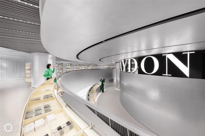 厌倦批量制造的“网红设计”，ArchDaily 年度青年建筑师·万社设计 年度 青年 建筑师 ArchDaily 批量 万社 Associates 获奖者 市场 消费主义 崇真艺客
