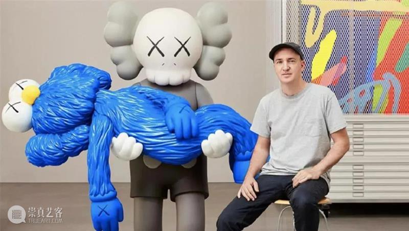 国家美术·关注 | 看涂鸦怪盗KAWS 如何玩转冰天雪地 KAWS 怪盗 涂鸦 国家 美术 冰天雪地 名称 长白山站 时间 地点 崇真艺客