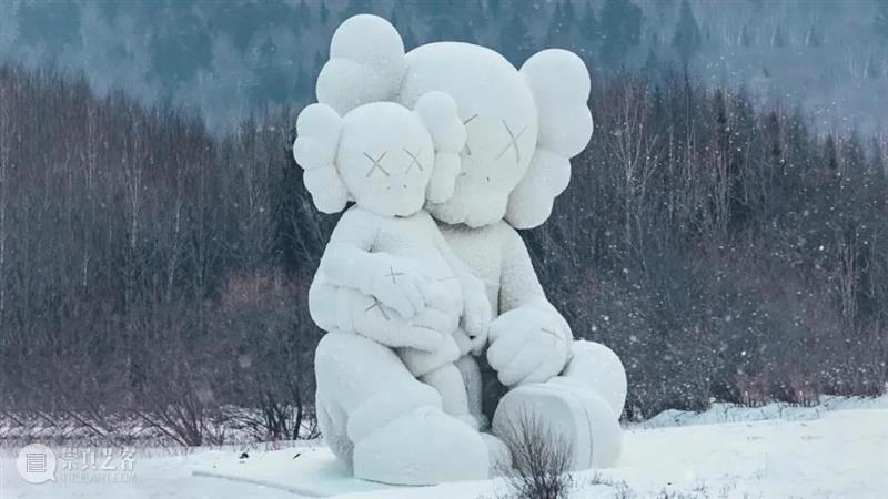 国家美术·关注 | 看涂鸦怪盗KAWS 如何玩转冰天雪地 KAWS 怪盗 涂鸦 国家 美术 冰天雪地 名称 长白山站 时间 地点 崇真艺客