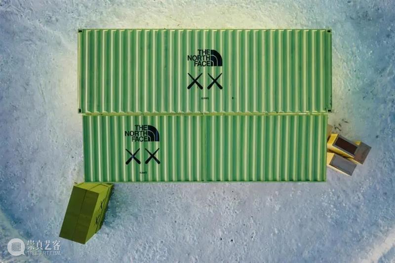 国家美术·关注 | 看涂鸦怪盗KAWS 如何玩转冰天雪地 KAWS 怪盗 涂鸦 国家 美术 冰天雪地 名称 长白山站 时间 地点 崇真艺客