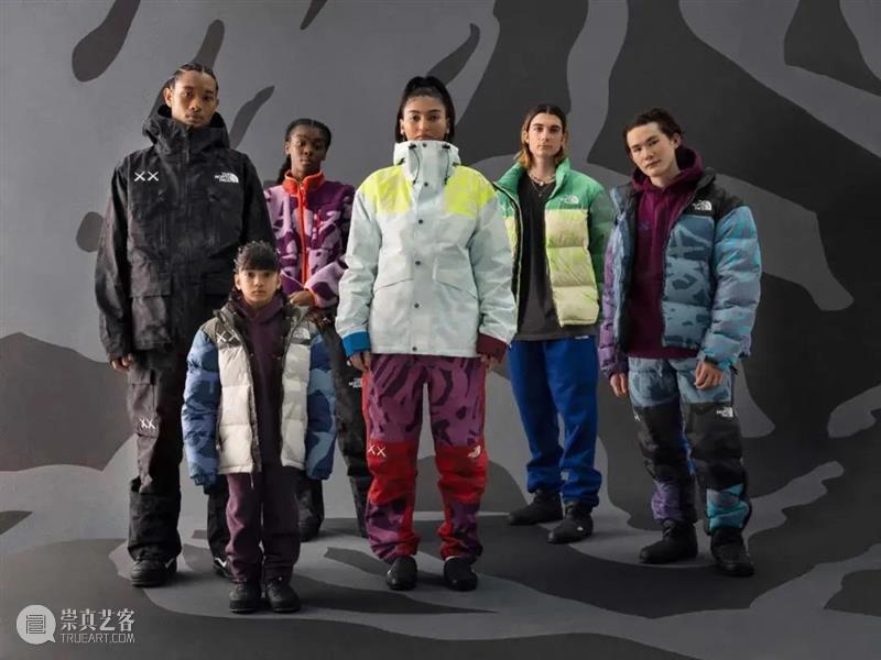 国家美术·关注 | 看涂鸦怪盗KAWS 如何玩转冰天雪地 KAWS 怪盗 涂鸦 国家 美术 冰天雪地 名称 长白山站 时间 地点 崇真艺客