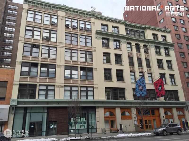 国家美术·关注 | 看涂鸦怪盗KAWS 如何玩转冰天雪地 KAWS 怪盗 涂鸦 国家 美术 冰天雪地 名称 长白山站 时间 地点 崇真艺客