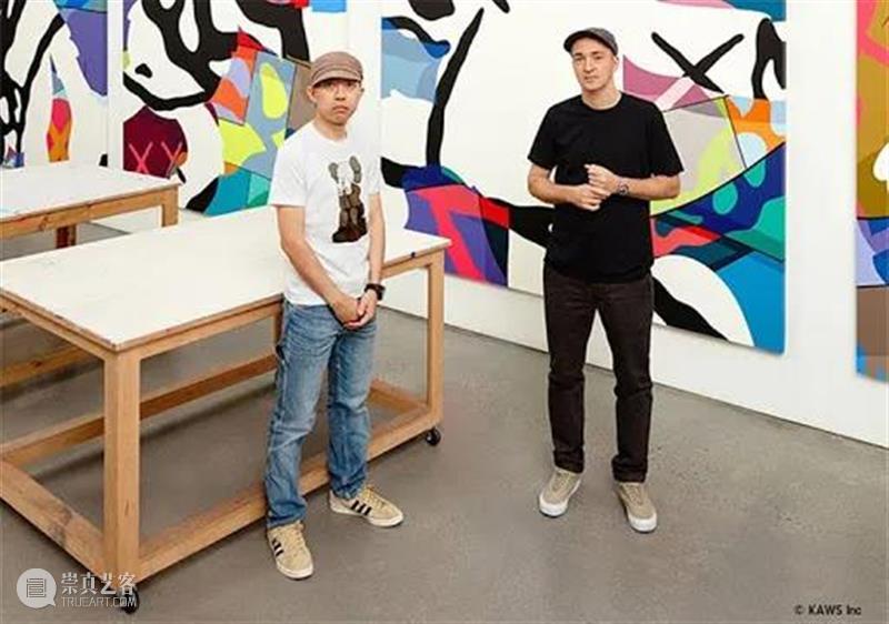 国家美术·关注 | 看涂鸦怪盗KAWS 如何玩转冰天雪地 KAWS 怪盗 涂鸦 国家 美术 冰天雪地 名称 长白山站 时间 地点 崇真艺客