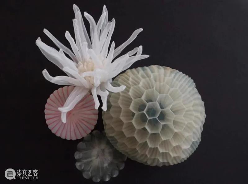 【IFA-艺术赏析】设计语言 | 艺术家与非常规特殊材料的碰撞 材料 艺术家 IFA 艺术 语言 Slatter 口罩 英国 设计师 Joe 崇真艺客