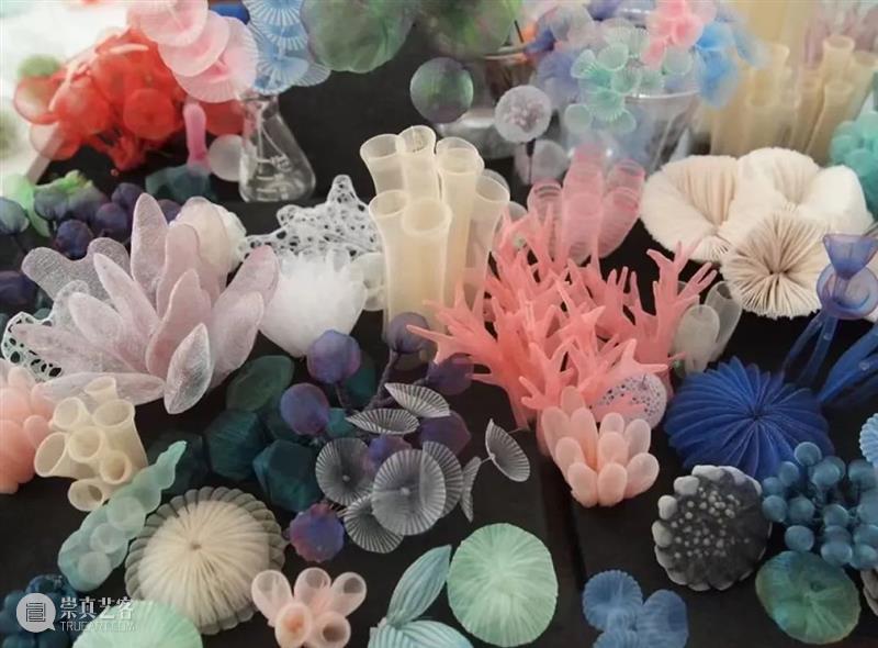 【IFA-艺术赏析】设计语言 | 艺术家与非常规特殊材料的碰撞 材料 艺术家 IFA 艺术 语言 Slatter 口罩 英国 设计师 Joe 崇真艺客