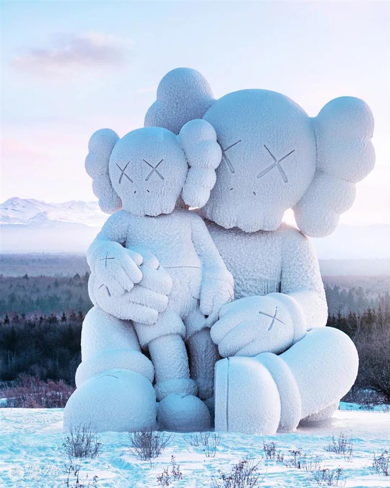 打卡KAWS HOLIDAY长白山站的神仙体验 长白山站 KAWS HOLIDAY 神仙 现场 冰天雪地 标志性 角色 COMPANION 造型 崇真艺客