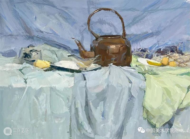 用【国美附中】的色彩静物作品狠狠的打你脸，没有高级灰不能上国美 ？ 国美附中 作品 色彩 静物 国美 色彩静物 前几天 小志 其中 很多人 崇真艺客