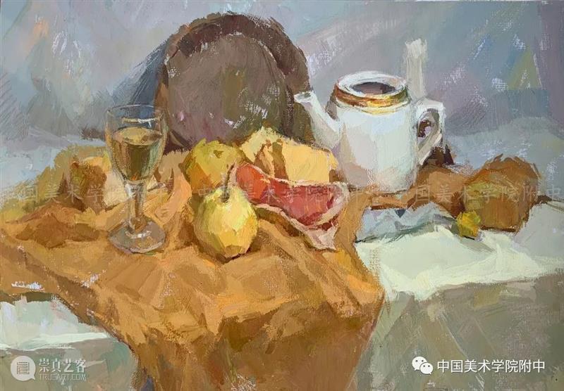 用【国美附中】的色彩静物作品狠狠的打你脸，没有高级灰不能上国美 ？ 国美附中 作品 色彩 静物 国美 色彩静物 前几天 小志 其中 很多人 崇真艺客