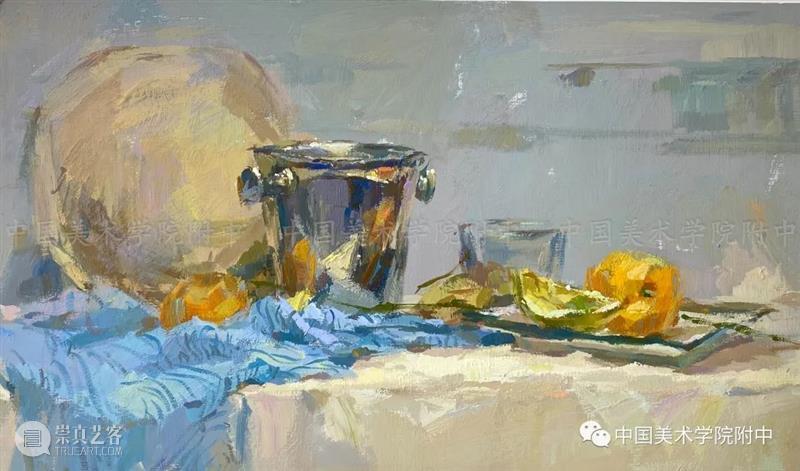 用【国美附中】的色彩静物作品狠狠的打你脸，没有高级灰不能上国美 ？ 国美附中 作品 色彩 静物 国美 色彩静物 前几天 小志 其中 很多人 崇真艺客