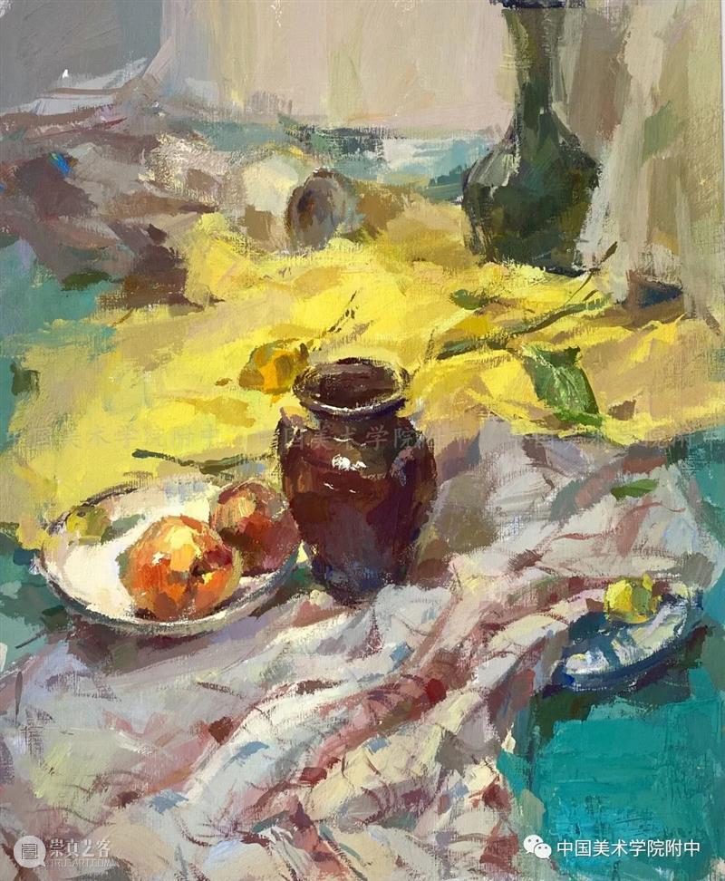 用【国美附中】的色彩静物作品狠狠的打你脸，没有高级灰不能上国美 ？ 国美附中 作品 色彩 静物 国美 色彩静物 前几天 小志 其中 很多人 崇真艺客
