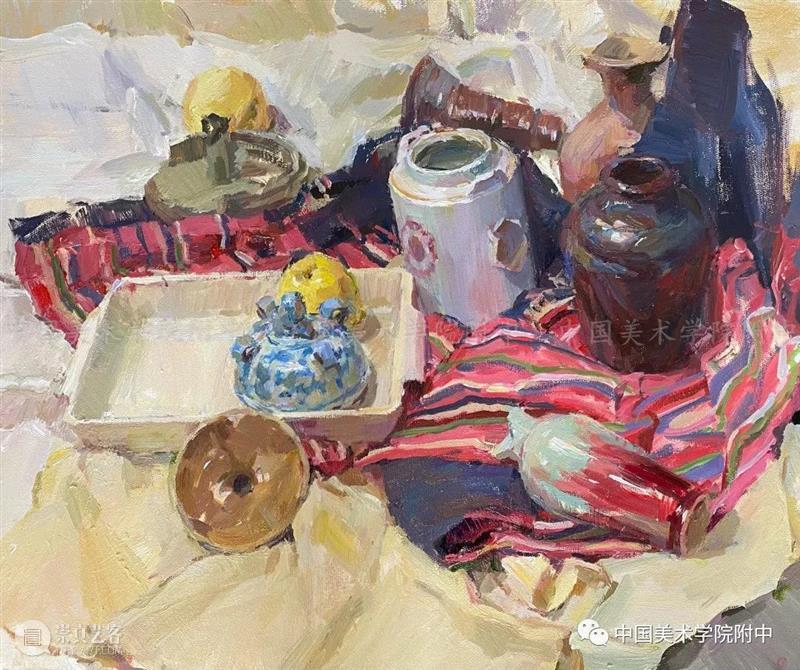 用【国美附中】的色彩静物作品狠狠的打你脸，没有高级灰不能上国美 ？ 国美附中 作品 色彩 静物 国美 色彩静物 前几天 小志 其中 很多人 崇真艺客