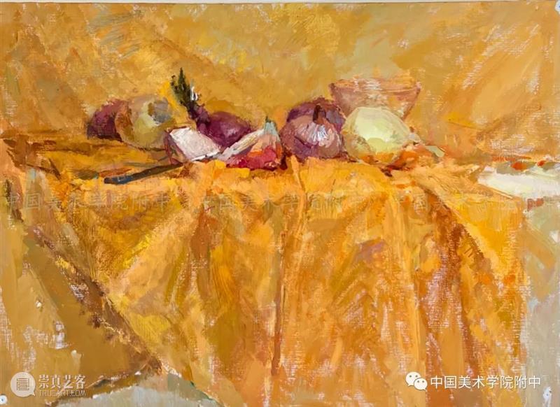 用【国美附中】的色彩静物作品狠狠的打你脸，没有高级灰不能上国美 ？ 国美附中 作品 色彩 静物 国美 色彩静物 前几天 小志 其中 很多人 崇真艺客