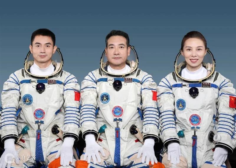 #木星新闻|冬奥水墨冰立方/元宇宙春晚火爆/中国空间站拜年 春晚 宇宙 #木星新闻|冬奥水墨冰立方 火爆/中国空间站 冬奥 水墨 冰立方 艺术 科技 北京冬奥会 崇真艺客