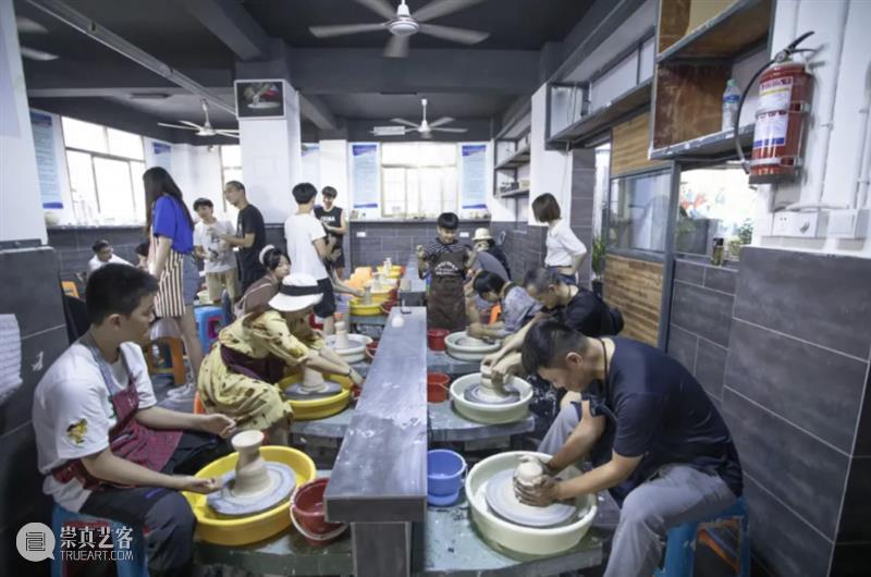 景德镇游学丨走进世界陶瓷之都，探秘千年瓷都“逆袭”的奥秘（2/18-21、3/18-21） 景德镇 陶瓷 瓷都 世界 奥秘 瓷器 很多人 城市 瓷土 高岭土 崇真艺客