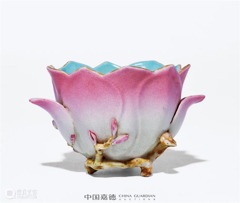 玉兰：一枝堪比玉，清雅随风来 玉兰 兰明 张茂 吴千花 素质 摇光 九畹始征兰 木兰科 早春 中国 崇真艺客