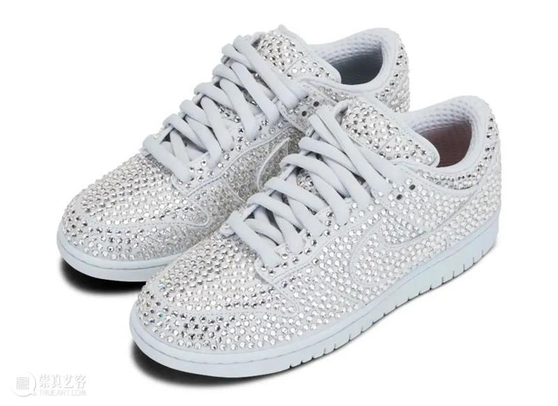 Virgil Abloh设计之LV x Nike 刷新拍卖纪录! | 过百双珍稀球鞋苏富比平台发售 球鞋 苏富比 Abloh Nike 平台 纪录 日前 独家 网上 专场 崇真艺客