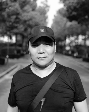 郭利伟：以一己“Yi”力，再现我的绘画史 热点聚焦 惠书文 惠书文 一甸艺术 郭利伟 崇真艺客