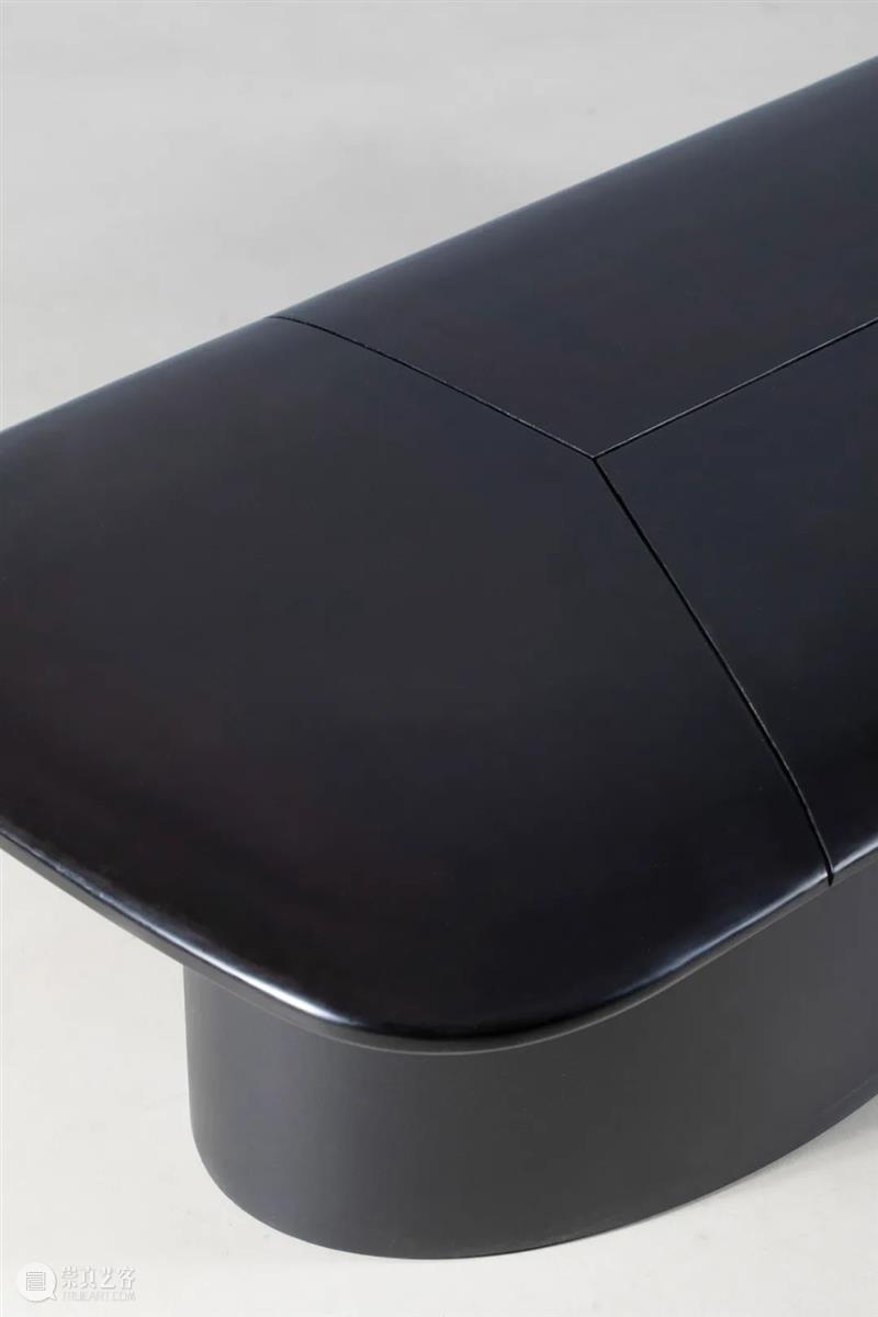 新颜丨璞素「留·光」系列当代漆艺家具首发丨2022 设计之春 漆艺 家具 系列 新颜丨璞素 中国家博会 广州 颜璞素 Time 0021日 Add 崇真艺客