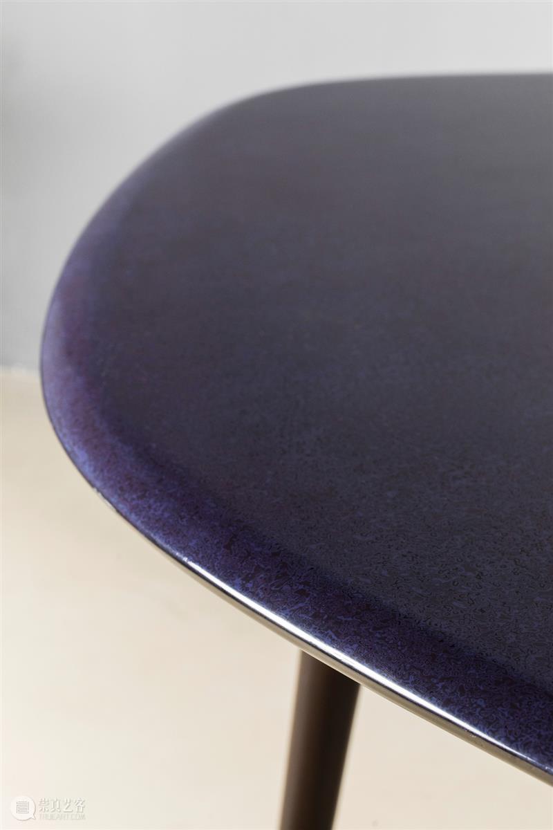 新颜丨璞素「留·光」系列当代漆艺家具首发丨2022 设计之春 漆艺 家具 系列 新颜丨璞素 中国家博会 广州 颜璞素 Time 0021日 Add 崇真艺客