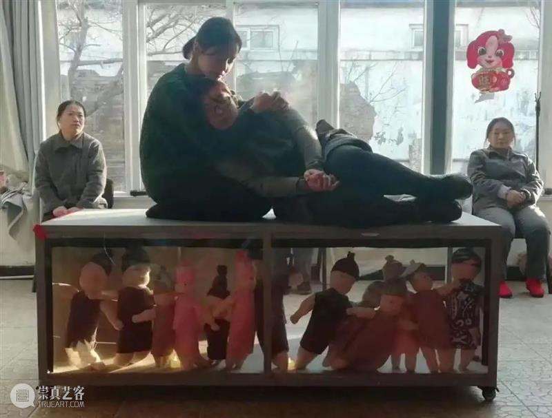 展览预告 | 不止是目光 目光 海报 阿绿鹅 木兰 故事 by木兰社区 姐妹 梦雨 Mengyu 小希 崇真艺客