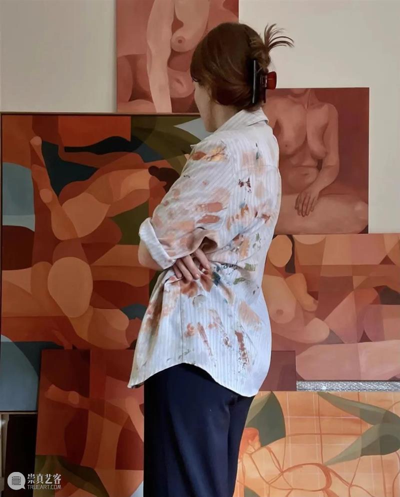 向女性形式的美丽和力量致敬 女性 力量 形式 作品 概念 生活 冷静 BYEmman 艺术家 简介 崇真艺客