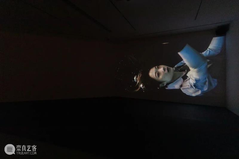 飞去来器——OCAT双年展·2021 | 刘昕：艺术家需要跟观众有生命痕迹的重合 飞去来器 OCAT双年展 艺术家 刘昕 观众 生命 痕迹 展期 作品 工作 崇真艺客