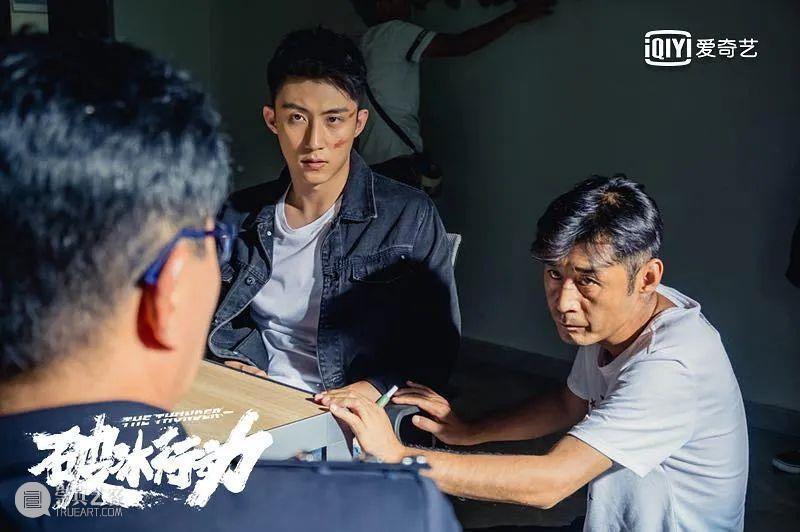 太敢拍了！这部黑马剧我先入坑了！ 黑马 上方 影院 页面 右上 星标 画像师 特征 嫌疑人 图像 崇真艺客