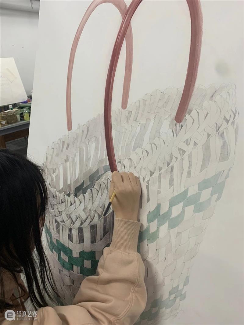为什么央美是第一美院？看完他们新生的精微素描你就会明白 ！ 素描 美院 央美 中央美院 学生 视频 内容 造型 中央美术学院 成果 崇真艺客
